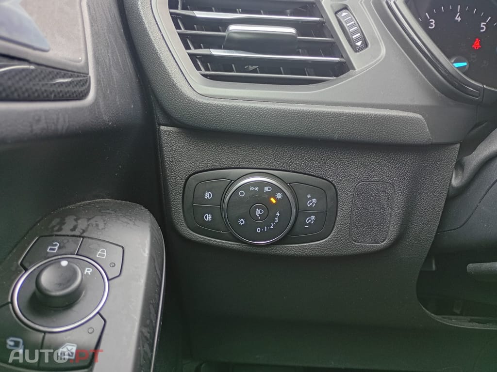 Ford Focus SW 1.0 EcoBoost MHEV ST-Line
