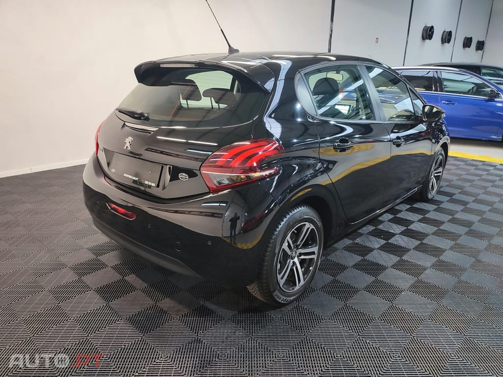 Peugeot 208 ACTIVE