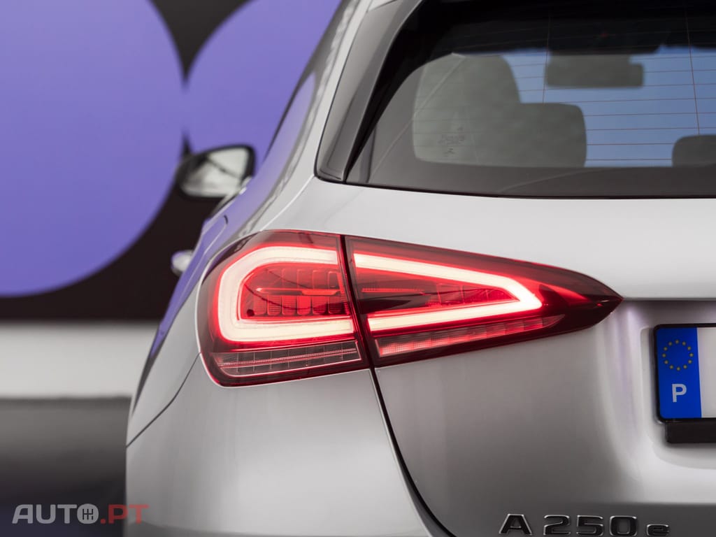 Mercedes-Benz A 250 e Style Plus