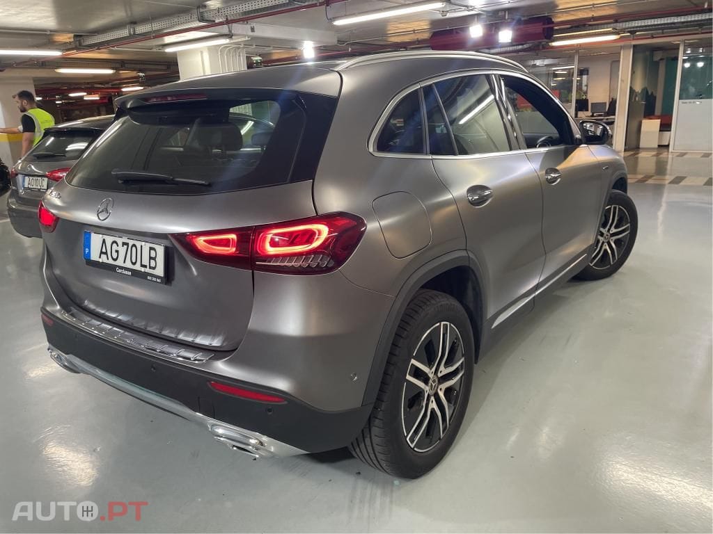 Mercedes-Benz GLA 250 e Progressive