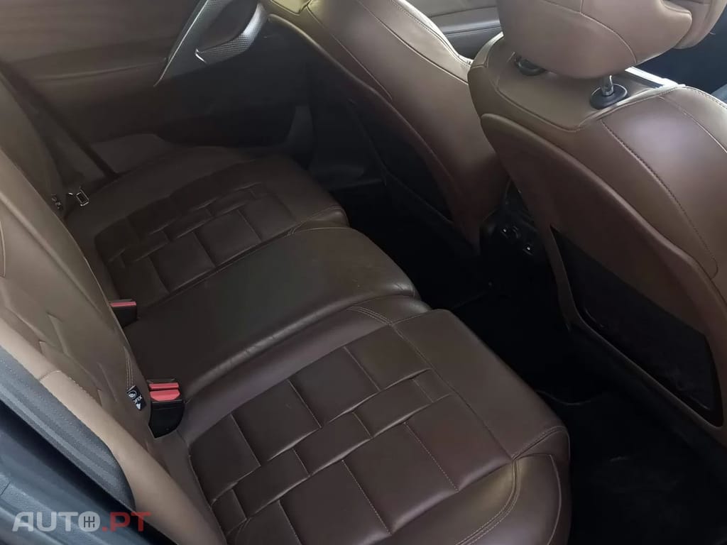 Citroen DS5 2.0 HDi Hybrid4 Sport Chic CMP6