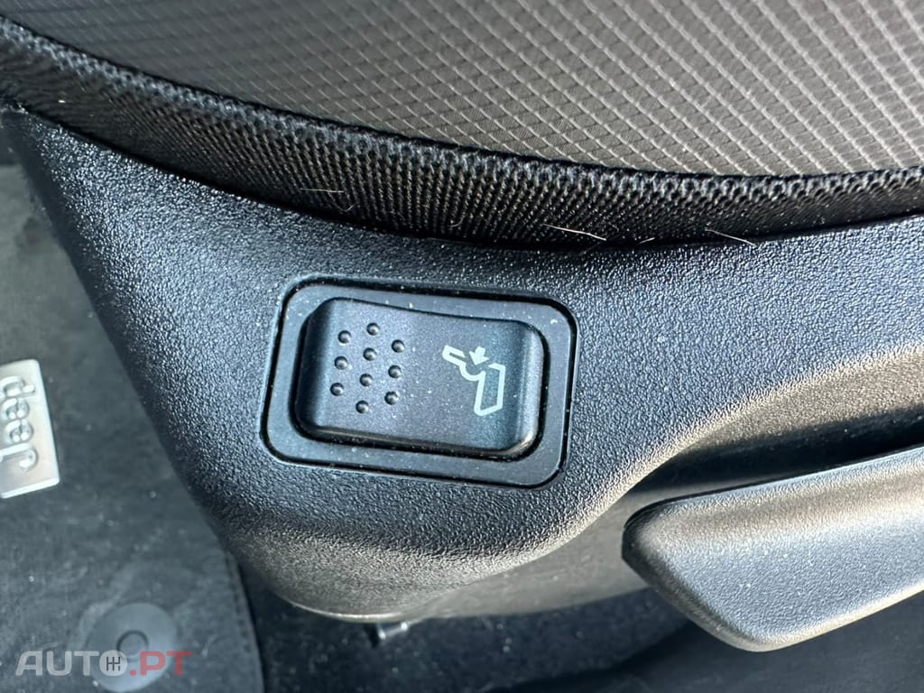 Jeep Renegade MTX Black Star