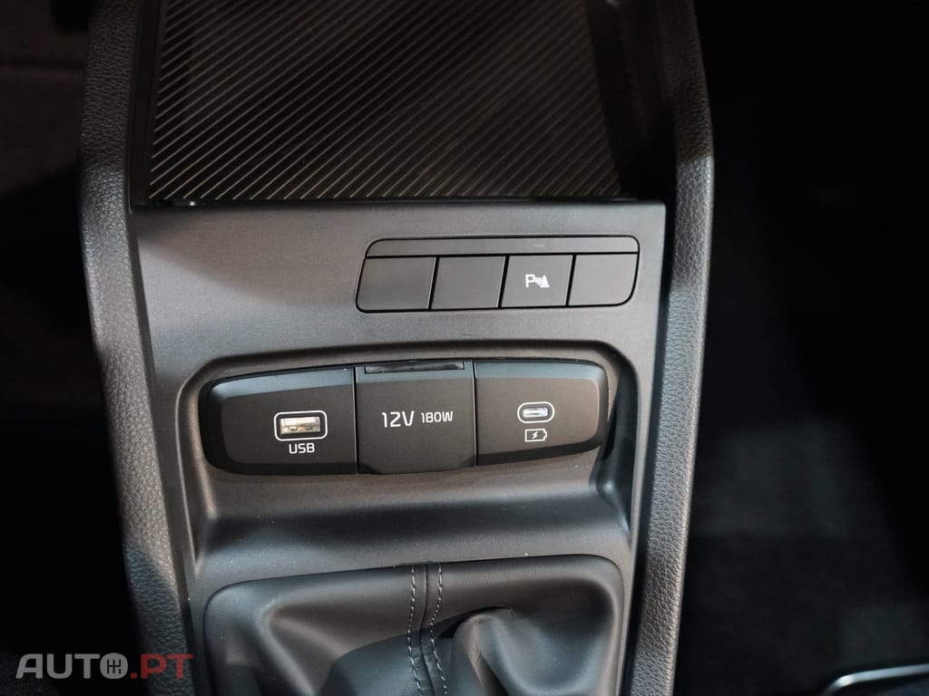Kia Stonic 1.0 T-GDi Tech
