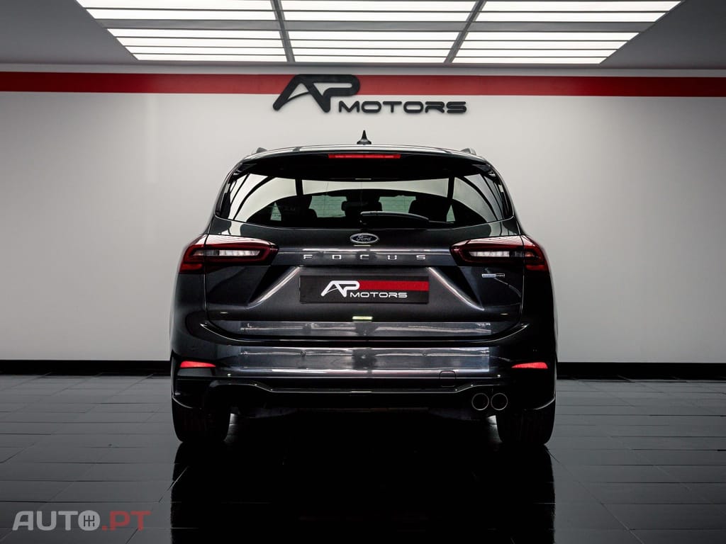 Ford Focus SW 1.0 EcoBoost MHEV ST-Line
