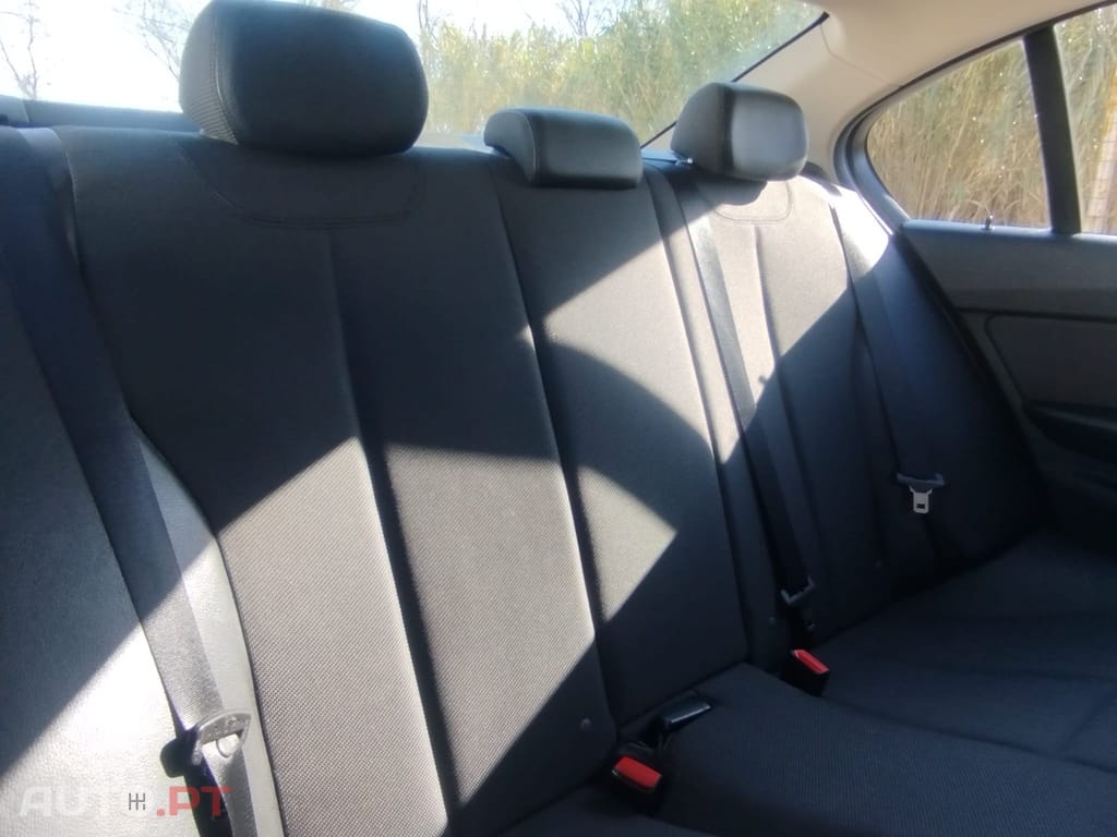 BMW 318 d Line Modern