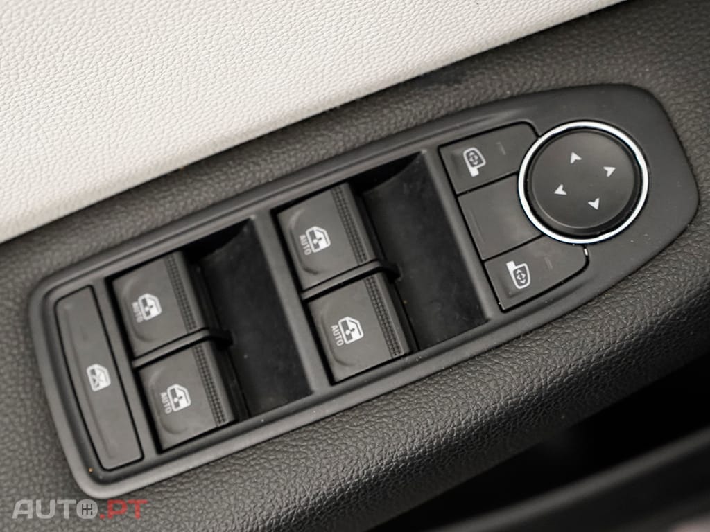 Renault Clio Clio 1.0 TCe Techno Bi-Fuel