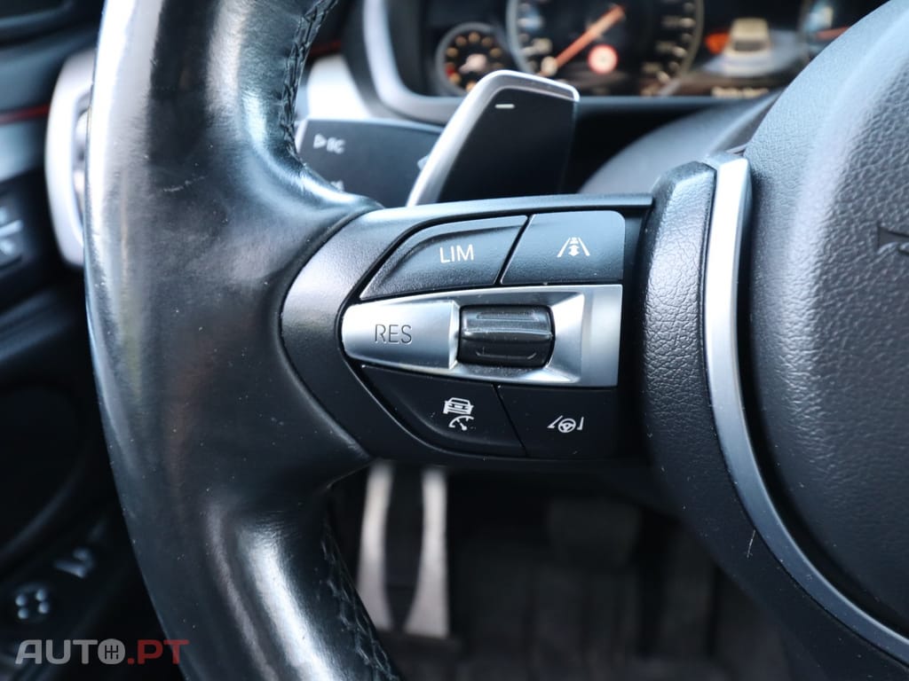 BMW X6 30 d xDrive Pack M — fotografia 14