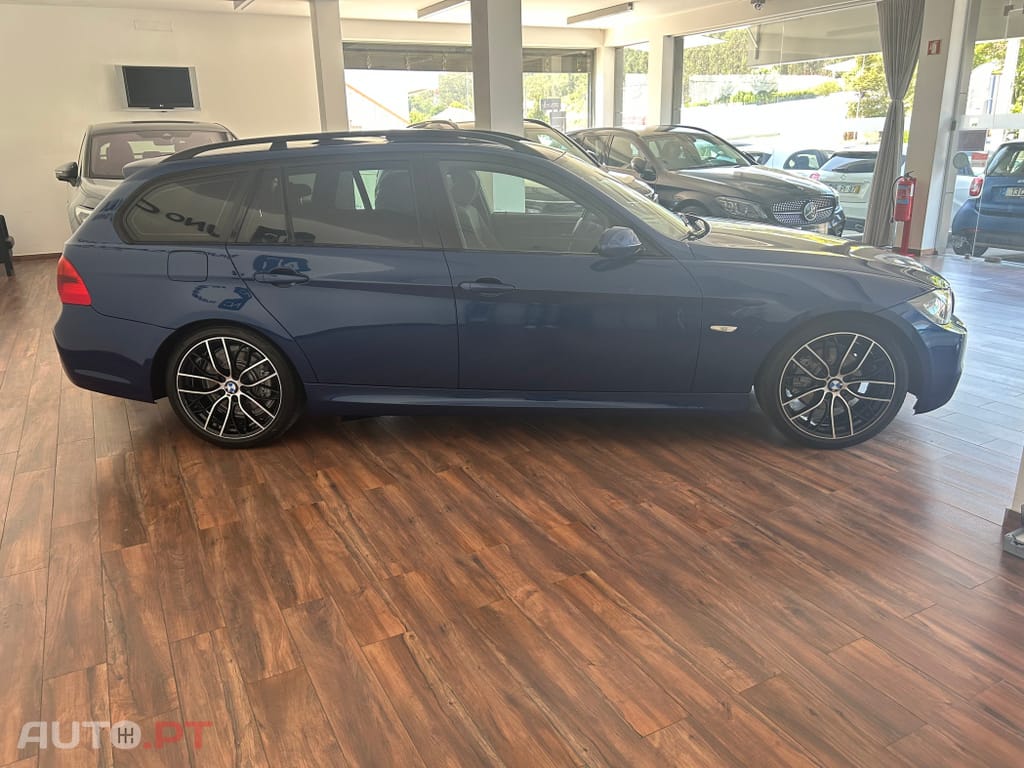 BMW 320 D TOURING PACK M