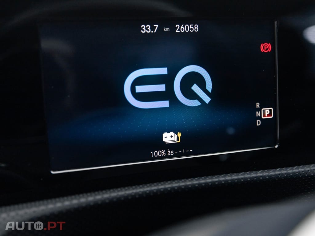 Mercedes-Benz A 250 e AMG Line