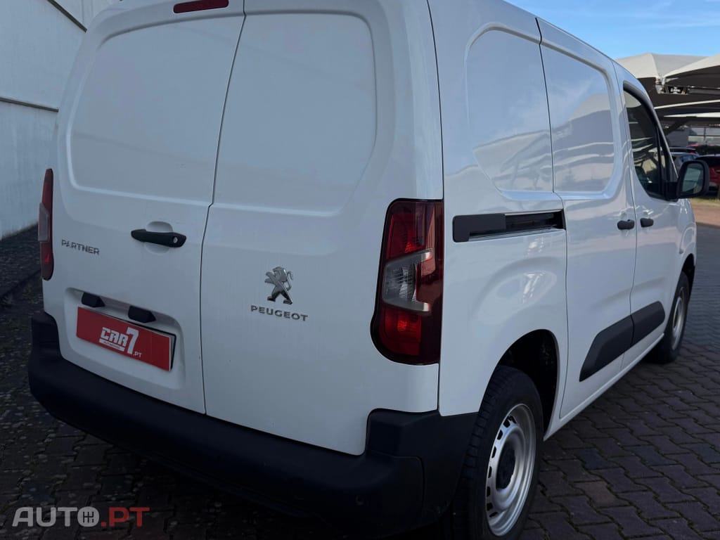 Peugeot Partner Outro
