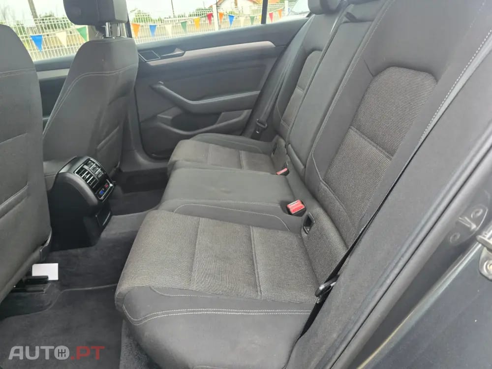 Volkswagen Passat 2.0 TDi Confortline DSG