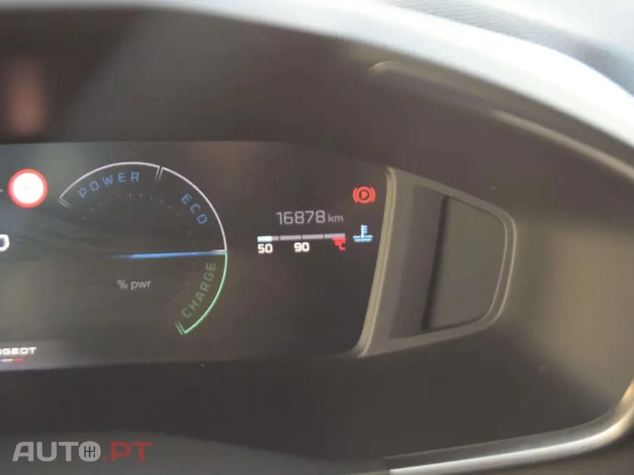 Peugeot 2008 1.2 Hybrid Allure e-DCS6
