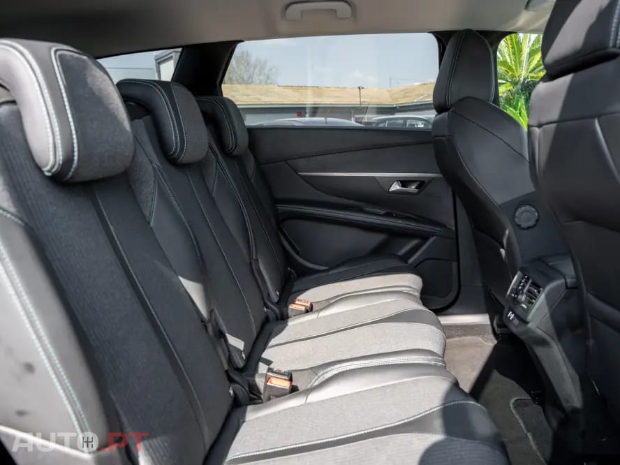 Peugeot 5008 1.5 BlueHDi Allure EAT8