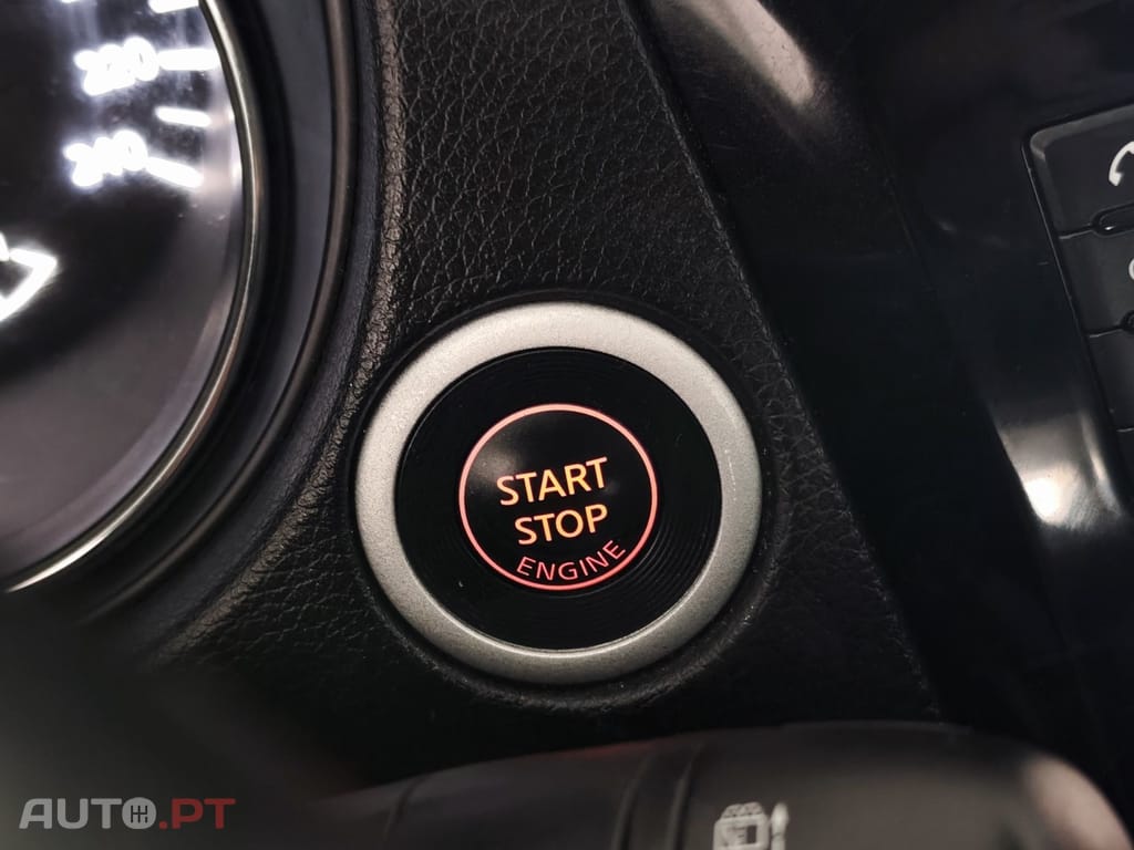 Nissan Qashqai 1.5 dCi N-Connecta 18