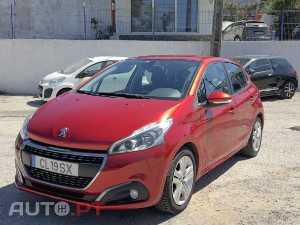 Peugeot 208 82 PureTech Style