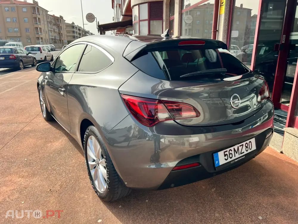 Opel Astra GTC 1.7 CDTi S/S 109g