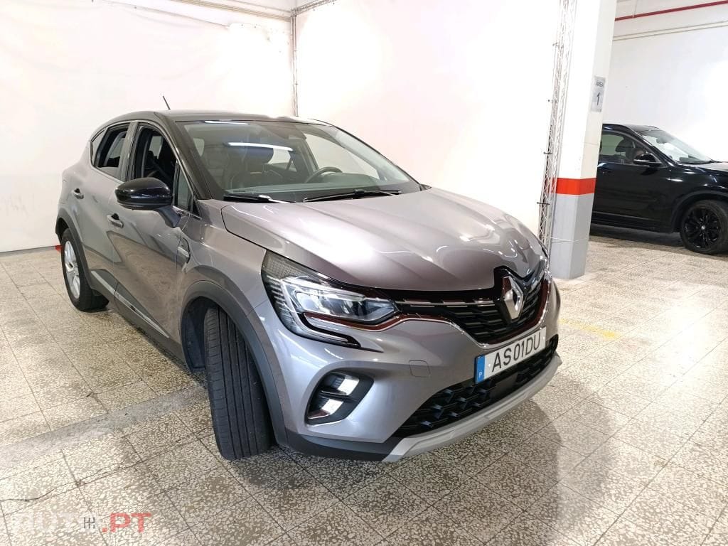 Renault Captur 1.6 E-Tech Plug-In Intens