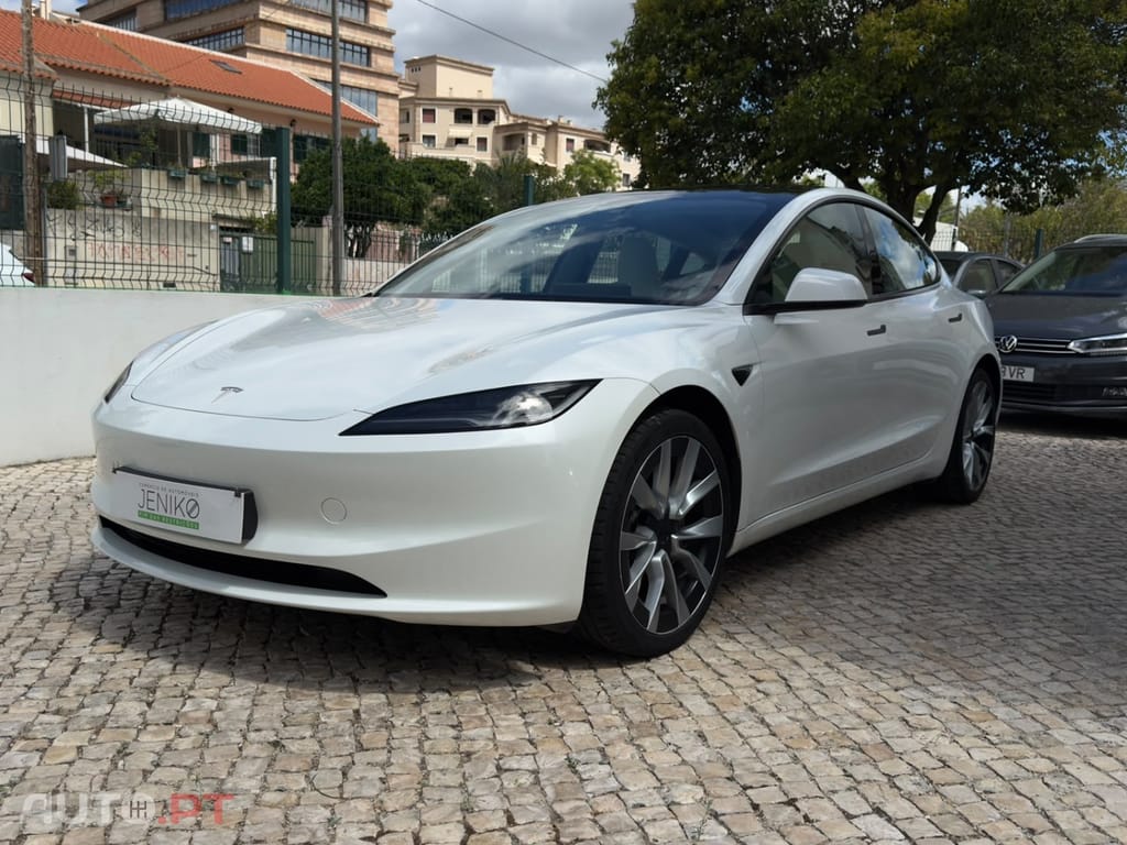 Tesla Model 3 Tração Traseira Premium