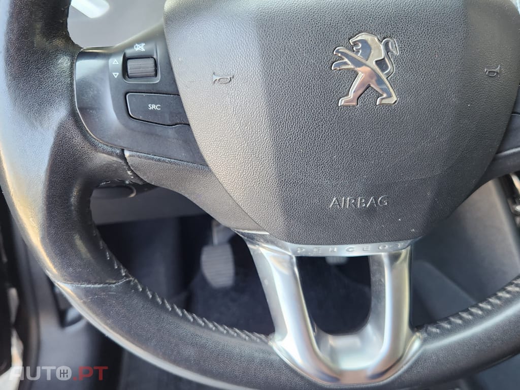 Peugeot 208 1.2 VTi Allure