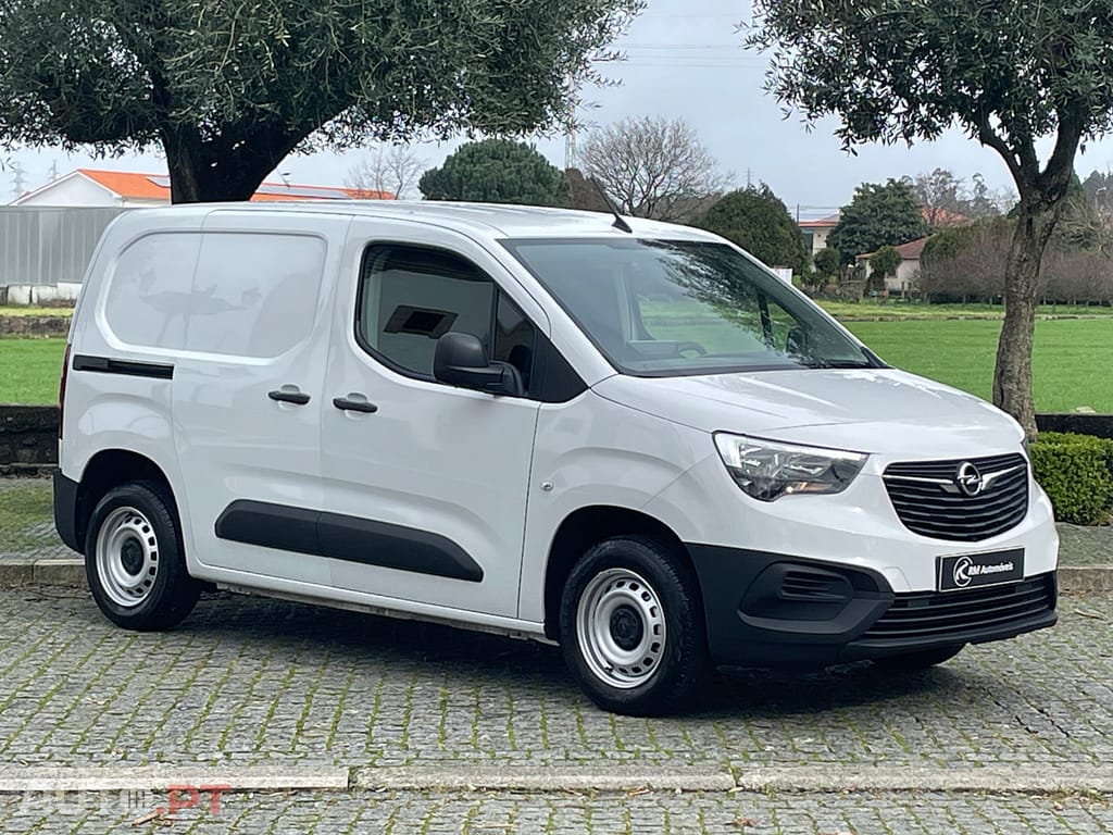 Opel Combo 1.5 CDTI IVA Dedutível