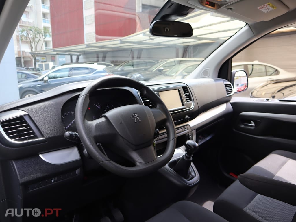 Peugeot Traveller 1.5 BlueHDi L2H1 Active Standard