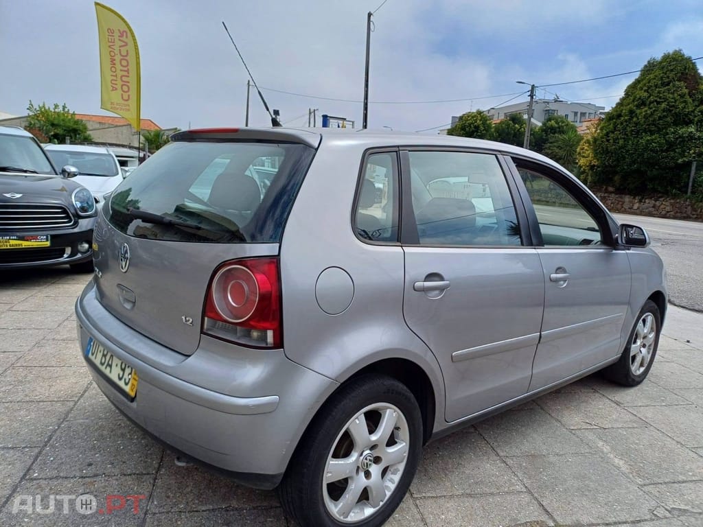 Volkswagen Polo 1.2 Live+ — fotografia 2