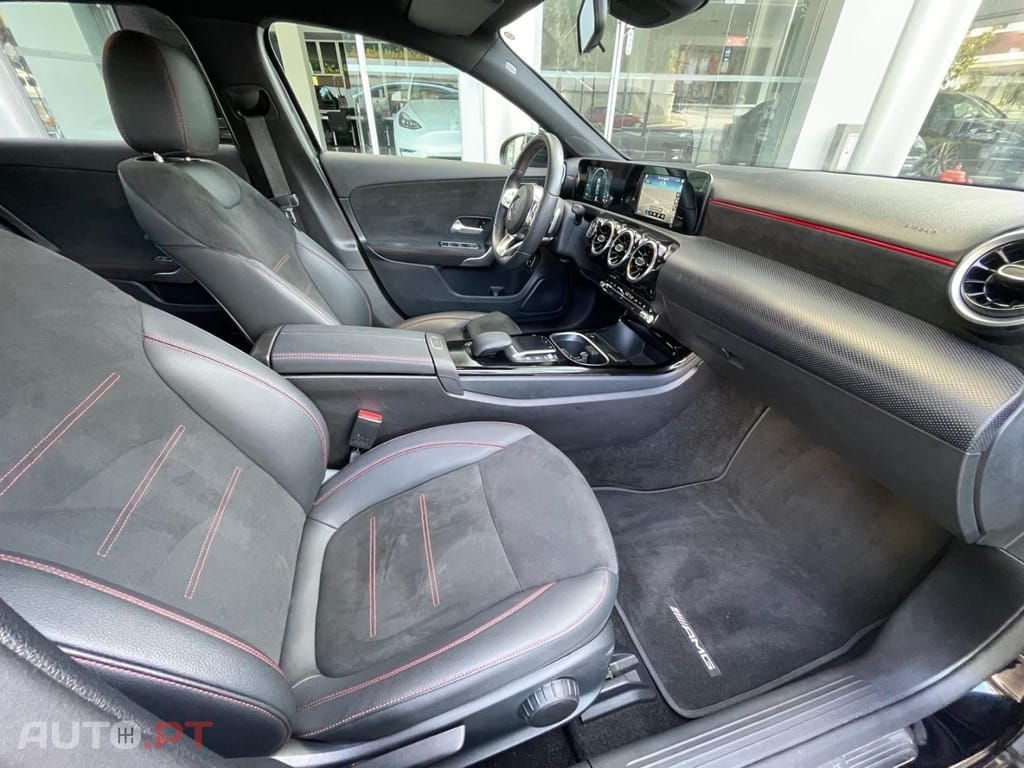 Mercedes-Benz A 250 e AMG Line