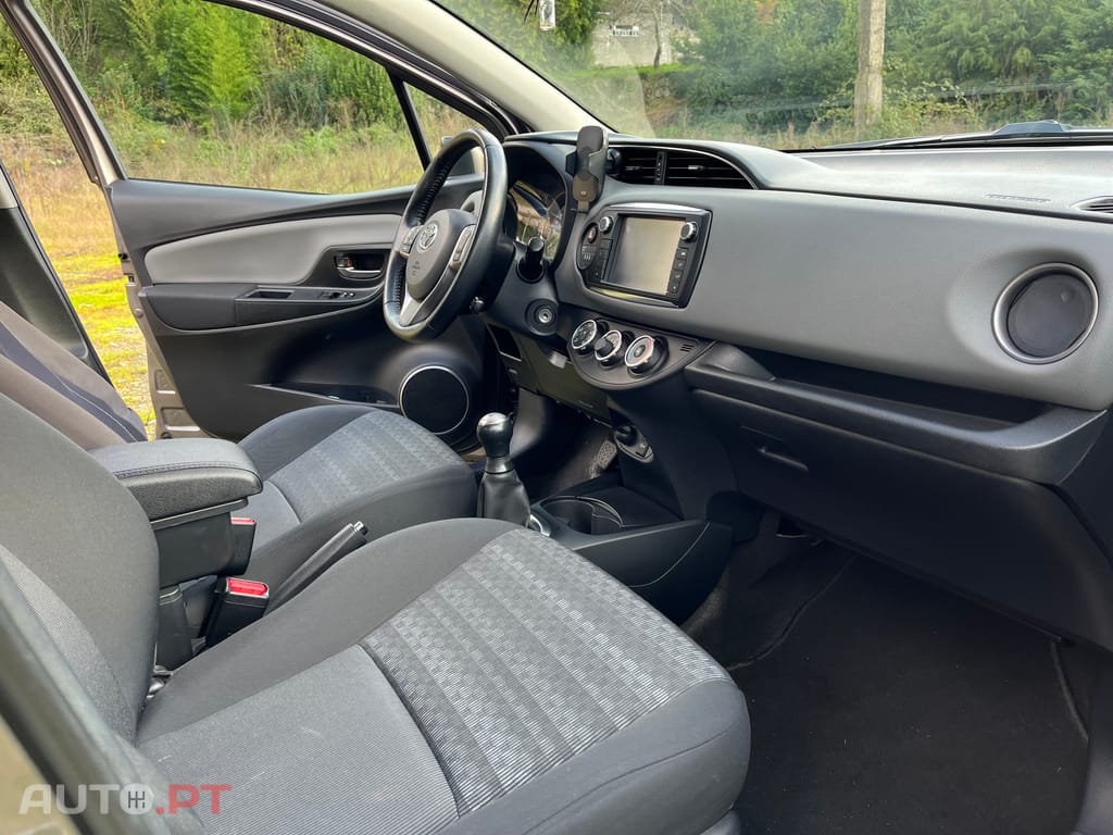 Toyota Yaris VVT- i ACtive