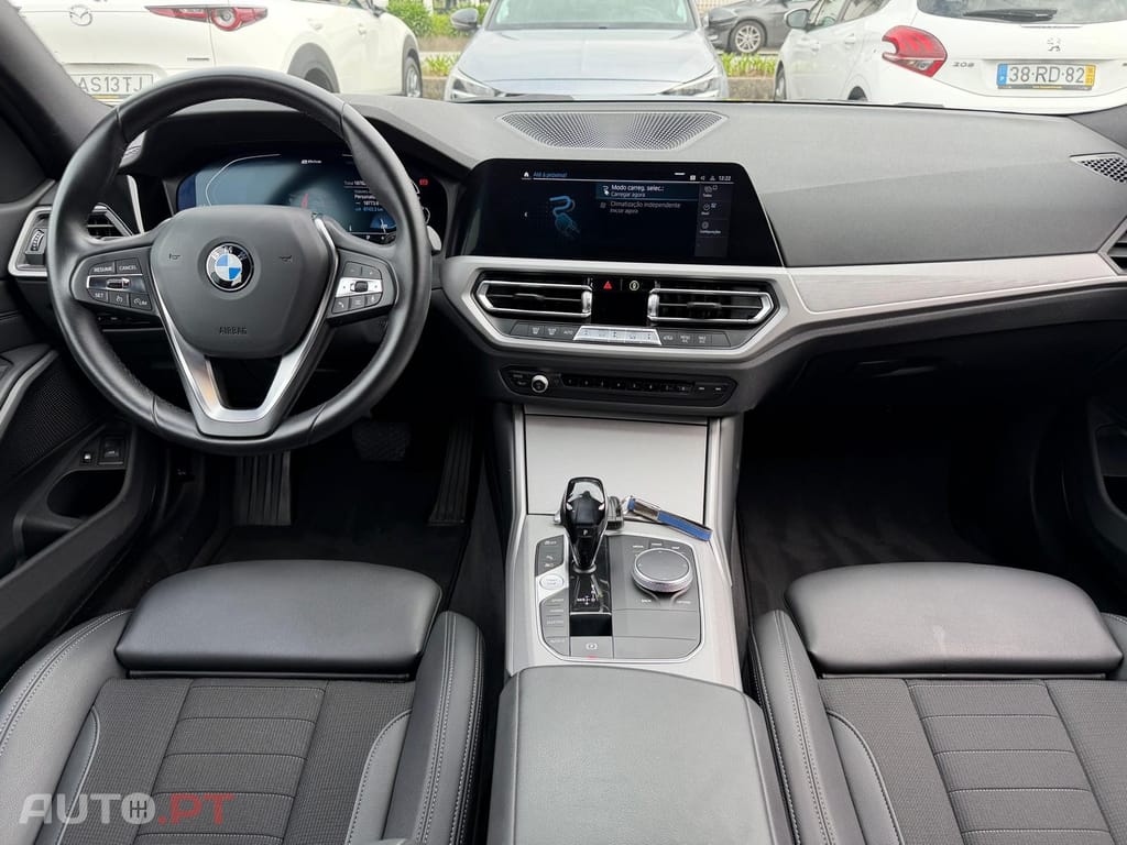 BMW 320 e Line Sport Auto