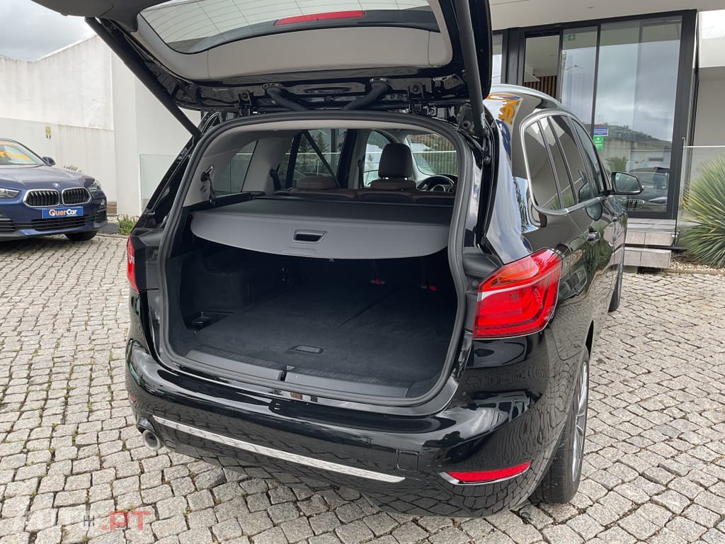 BMW 216 d 7L Line Luxury Auto