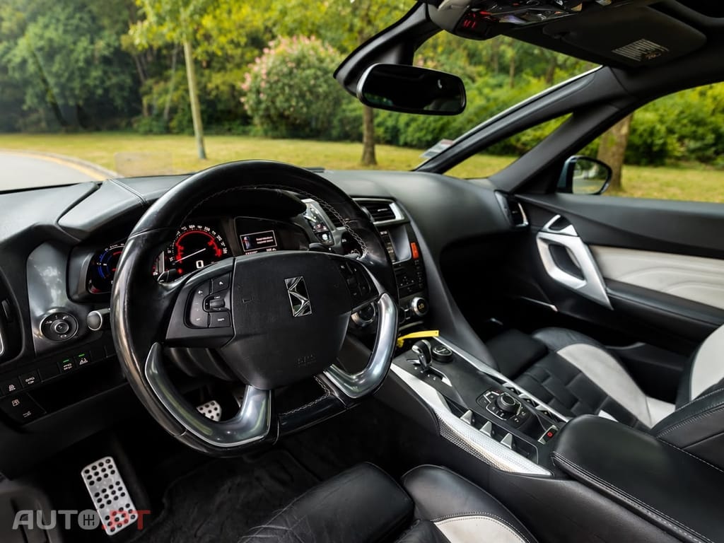 DS DS5 2.0 Hybrid4 Sport Chic