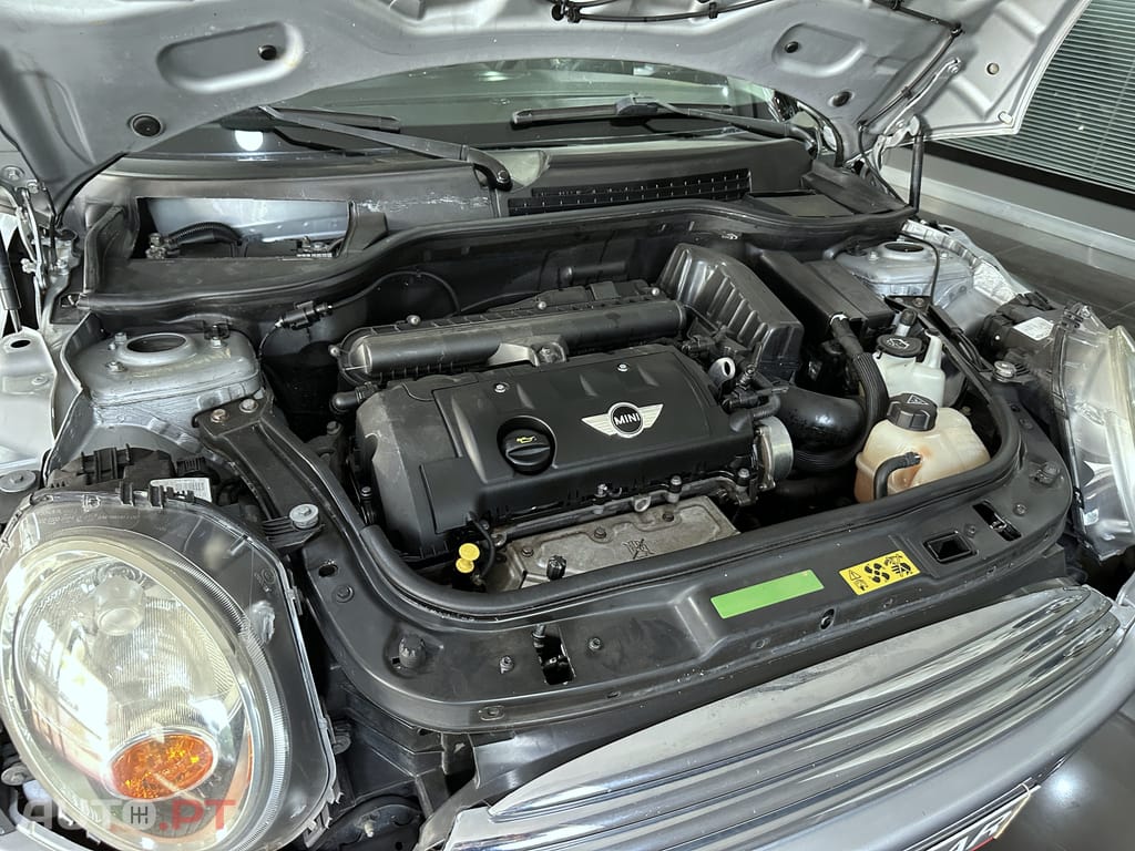 MINI Cooper Cooper R56