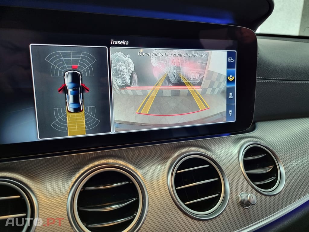 Mercedes-Benz E 220 AMG Line