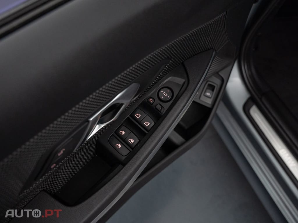 BMW 330 e Auto