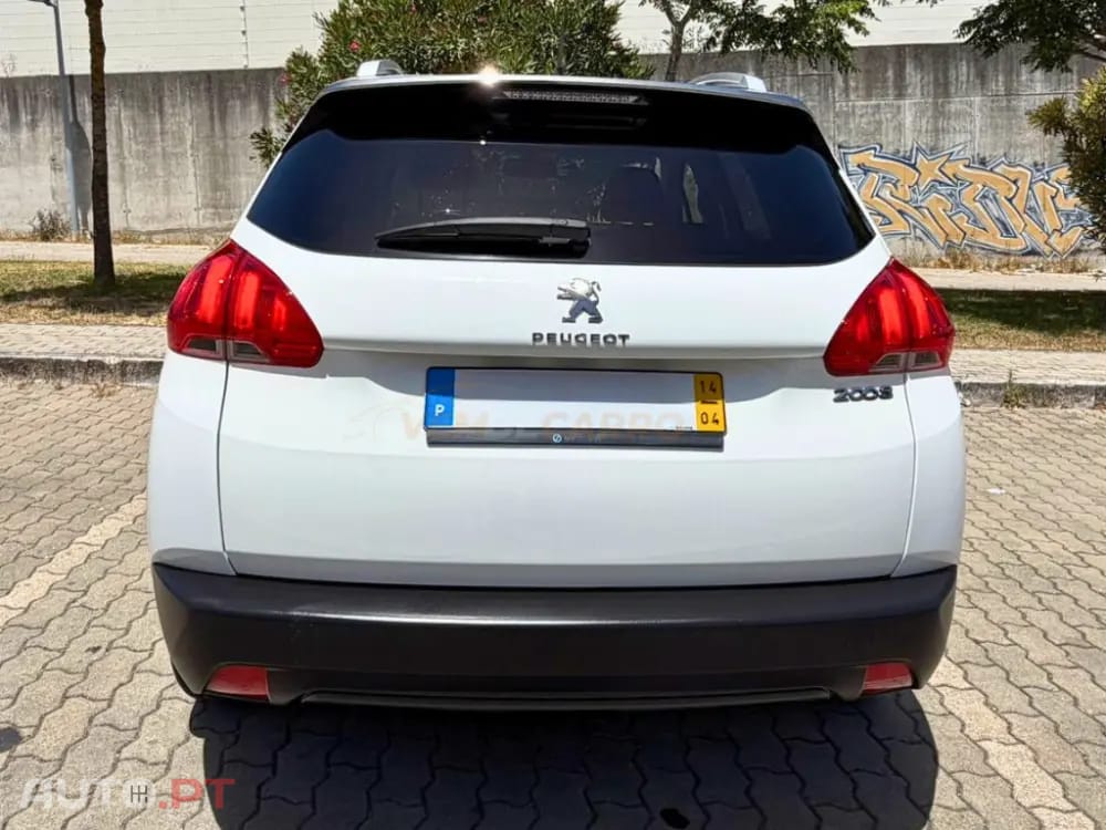 Peugeot 2008 1.2 VTi Active