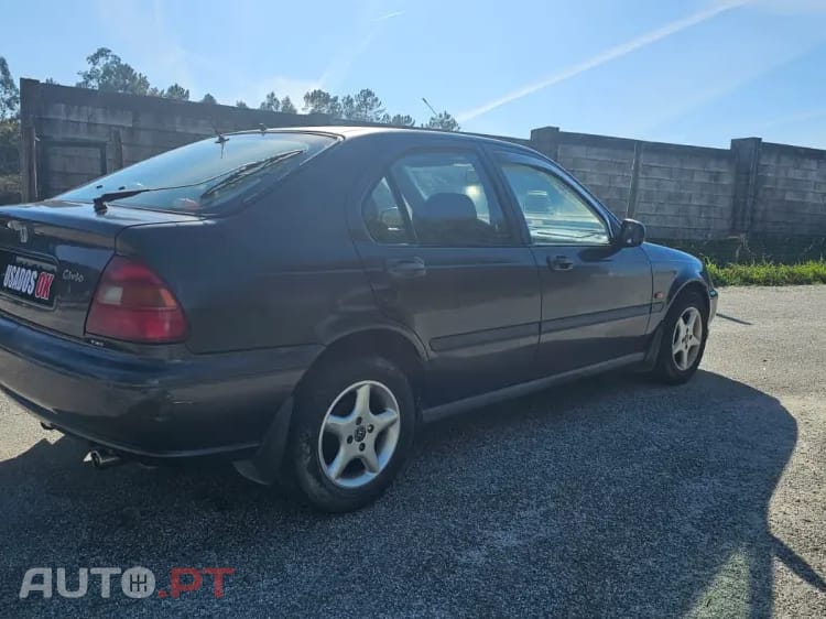 Honda Civic 1.4i Profile