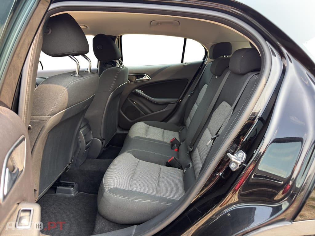 Mercedes-Benz GLA 180 (CDI) d
