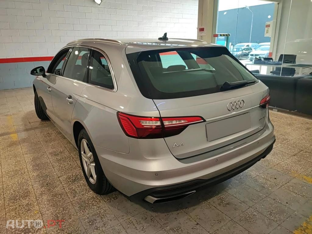 Audi A4 Avant 35 TDI S tronic
