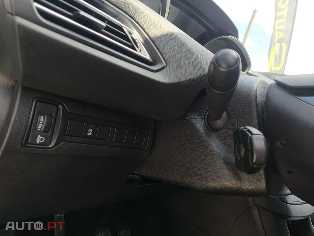 Peugeot 308 SW 1.2 Active Business