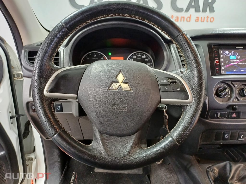Mitsubishi L200 4X2