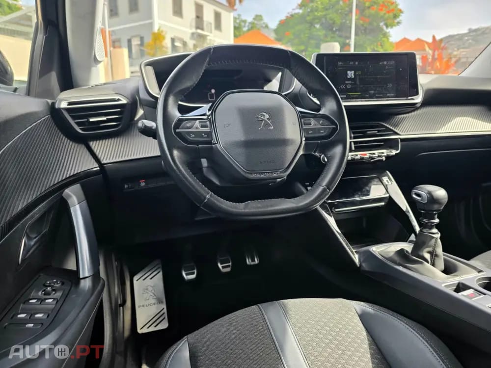 Peugeot 2008 1.2 PureTech GT Line