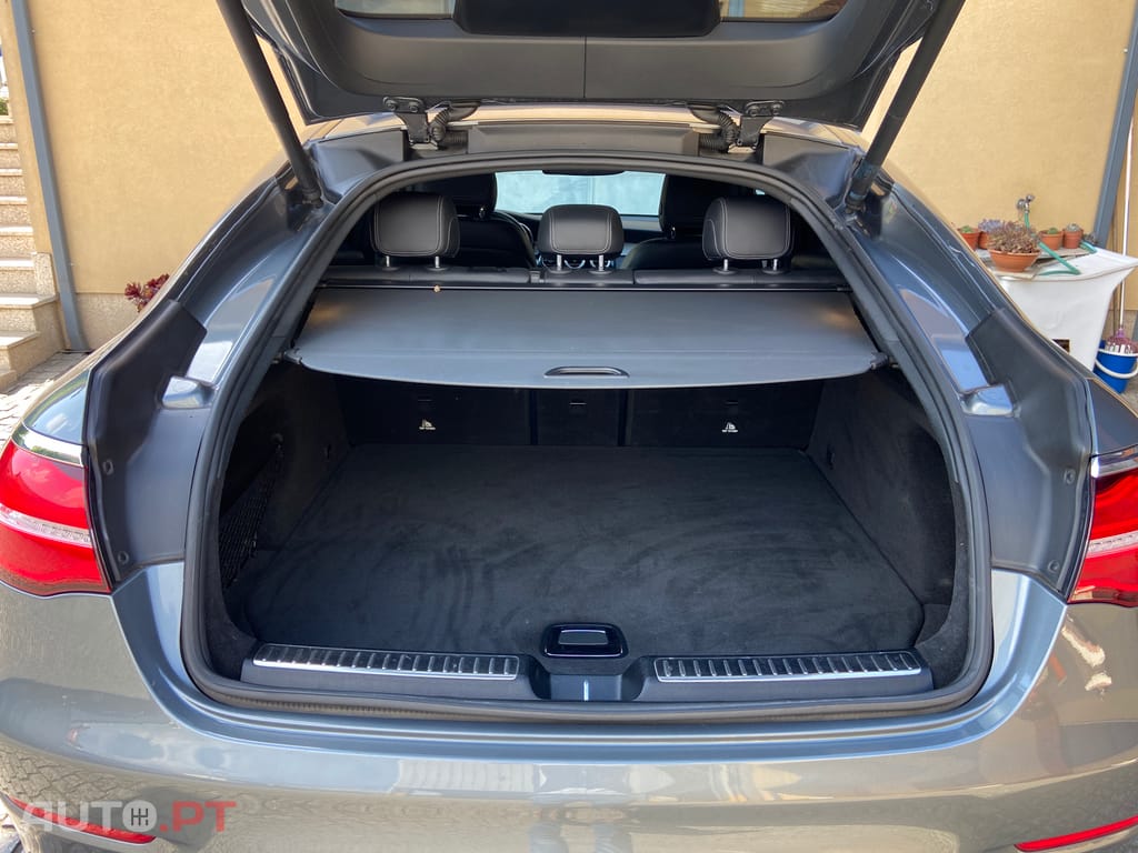 Mercedes-Benz GLC 250 D Coupé AMG Line 4-Matic