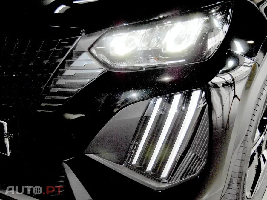 Peugeot 2008 1.2 Hybrid Allure e-DCS6