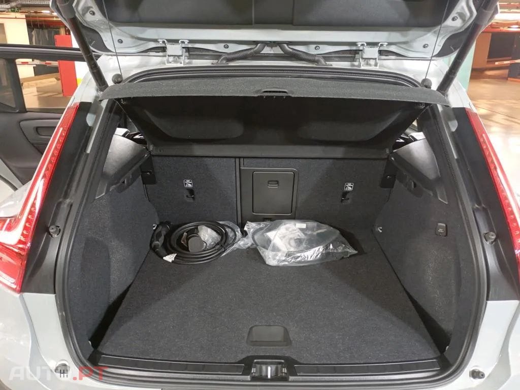 Volvo XC40 1.5 T4 PHEV Plus Dark