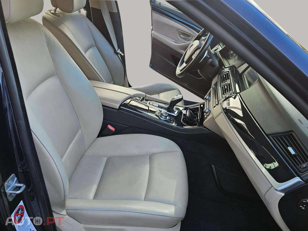 BMW 525 d xDrive Exclusive Auto