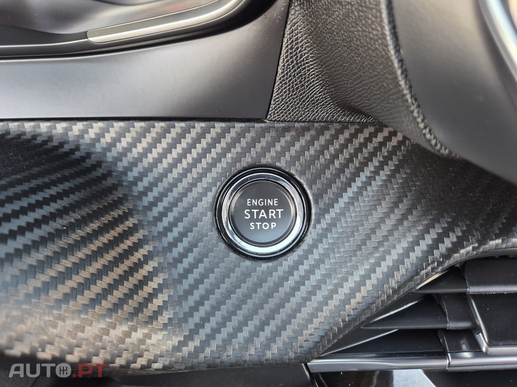 Peugeot 2008 1.2 PureTech Allure Pack