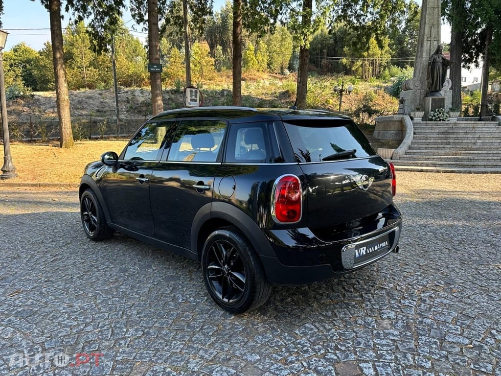 MINI Countryman One D