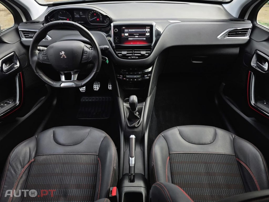 Peugeot 208 1.6 BlueHDi GT LINE