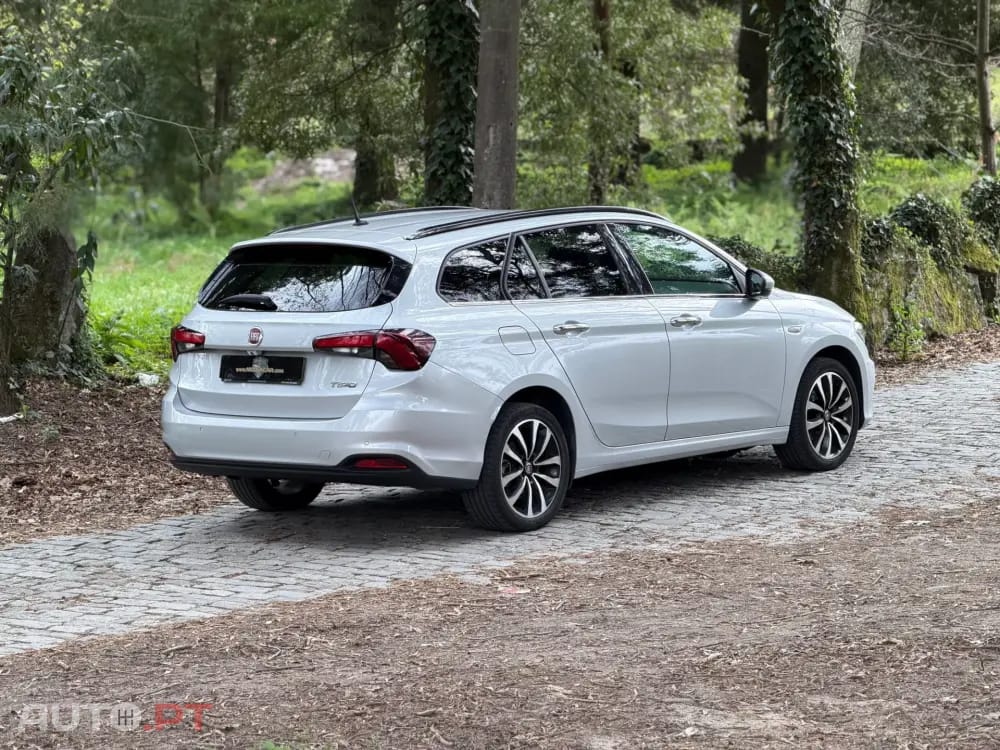 Fiat Tipo 1.3 M-Jet Lounge