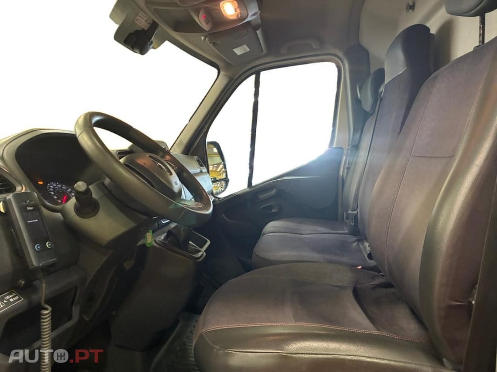 Renault Master 2.3 dCi L3H2 3.5T